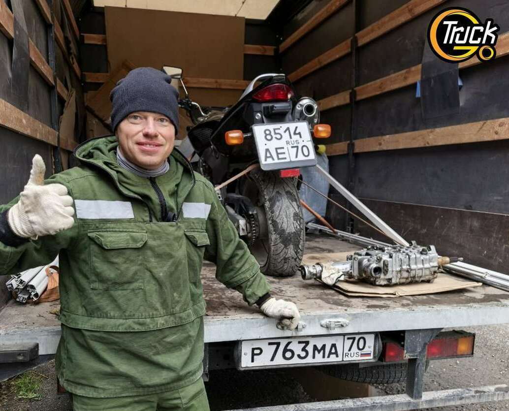 Погрузили с грузчиками и перевезли в Томский район мотоцикл, фиксация ремнями