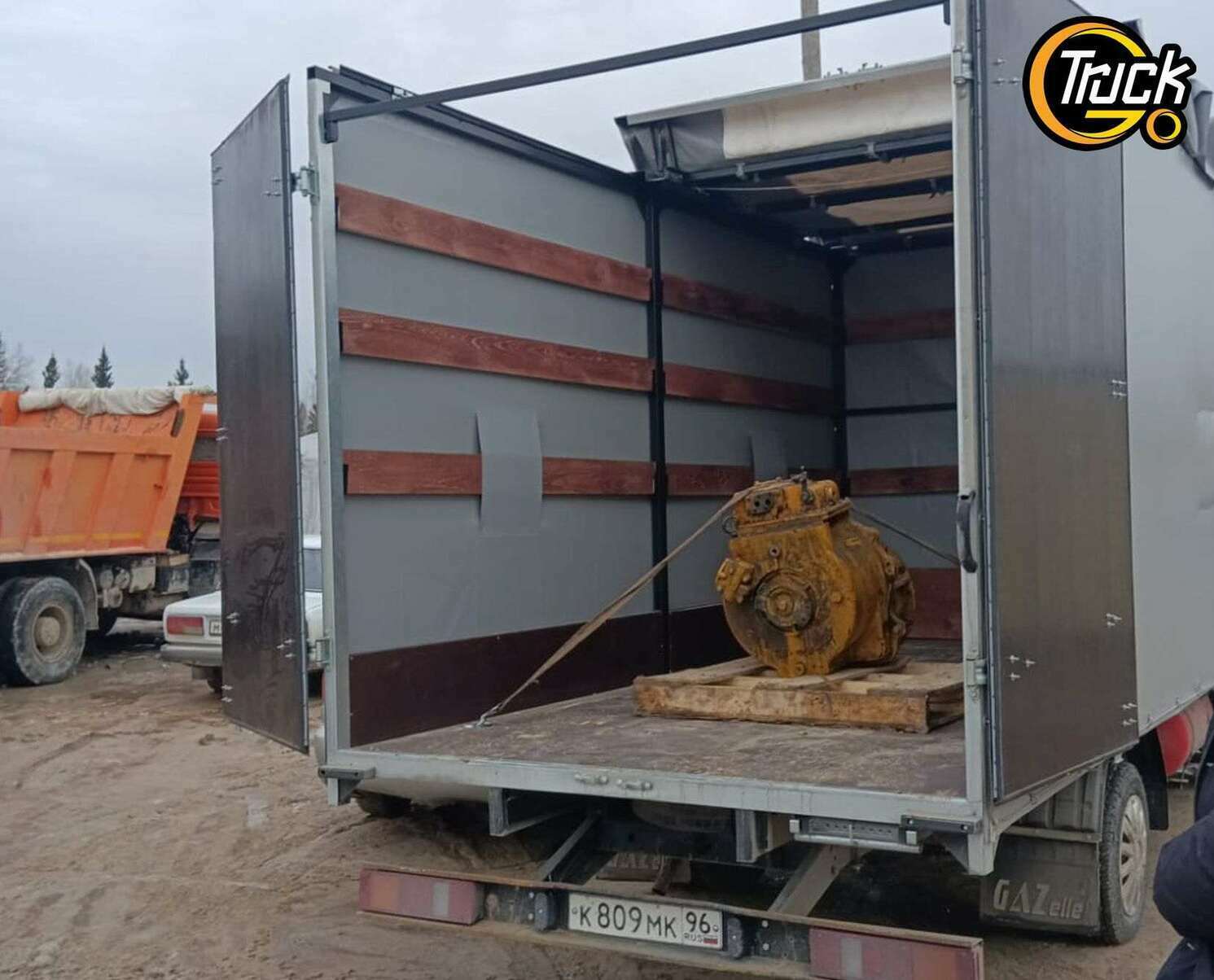 Перевозка оборудования, закреплённого ремнями в кубатурной Газели в Томске